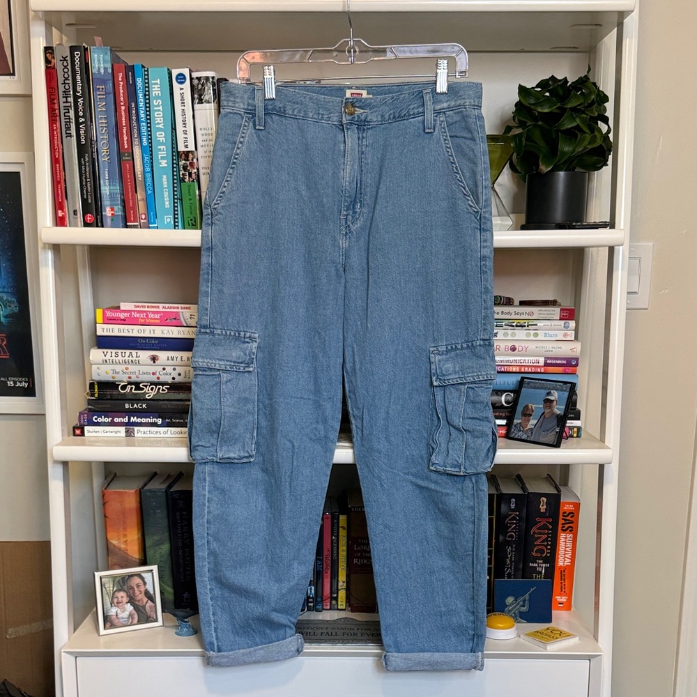 Women’s Levi’s Premium Cargo Jeans